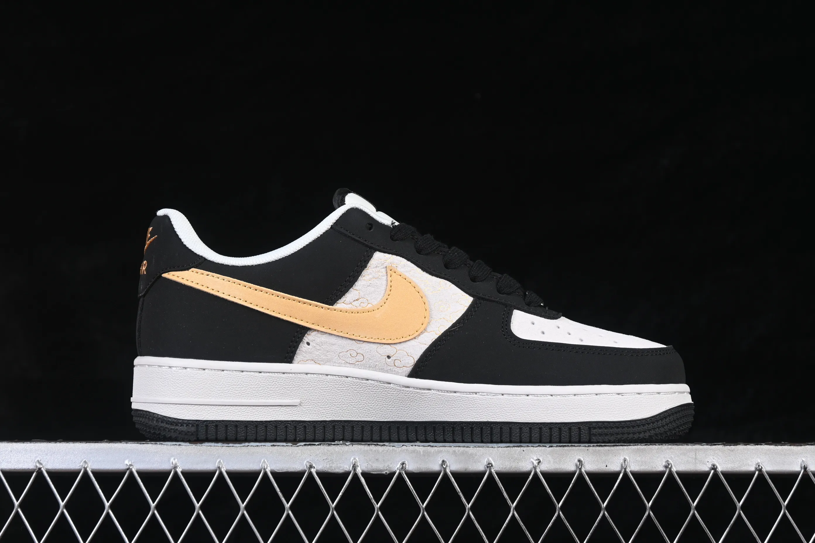 All categories Nk Air Force 1 Air Force series Nk Air Force 1 Low Air Force low-top Nike Air Force 1'07 Low Year of the Horse limited edition Air Force 1 low-top casual sneakers QW5288-133